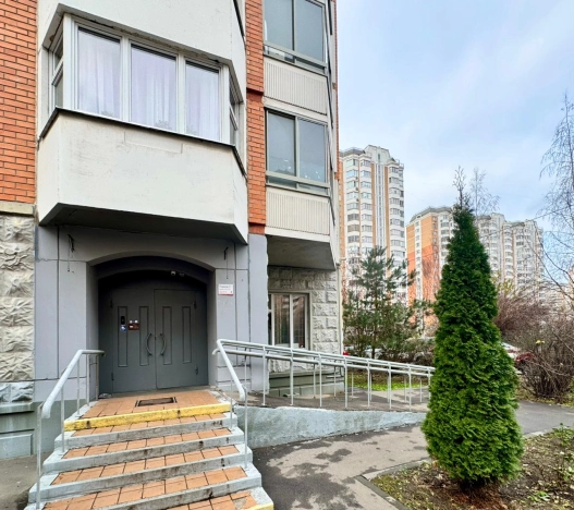 Купить квартиру в Москве. Вариант № 9900496, 16, площадь -  квм, цена 9470000 рублей