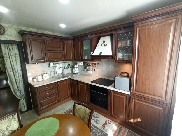 Купить двухкомнатную квартиру на улице Ворошилова в Ижевске. Вариант № 1937, 7, площадь -  квм, цена 5670000 рублей