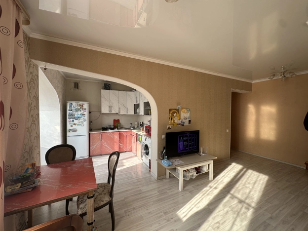 Купить квартиру на улице Коммунаров в Краснодаре. Вариант № 9164833, 1, площадь -  квм, цена 7890000 рублей