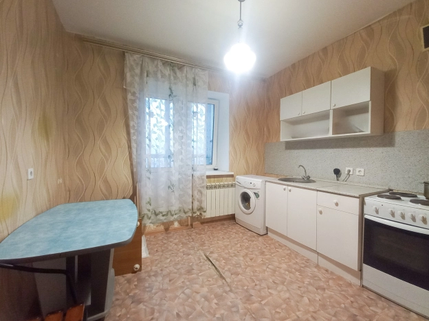 Купить однокомнатную квартиру в Микрорайоне Видный в Иванове. Вариант № 10142541, 3, площадь -  квм, цена 4500000 рублей