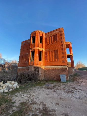 Купить дом на улице Хомутникова в Элисте. Вариант № 7890, 0, площадь -  квм, цена 13000000 рублей