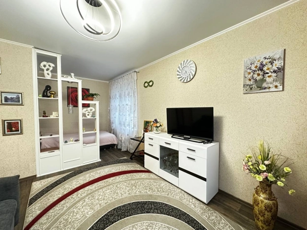 Купить квартиру в Светлогорске. Вариант № 3875166, 9, площадь -  квм, цена 6700000 рублей