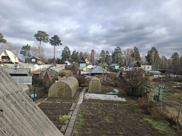 Купить дом на улице Административная в Иркутской области. Вариант № 8444115, 14, площадь -  квм, цена 1300000 рублей