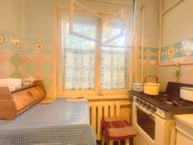 Купить двухкомнатную квартиру в Краснодаре. Вариант № 8847388, 7, площадь -  квм, цена 4092000 рублей