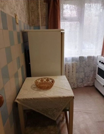 Купить трехкомнатную квартиру в Новосибирске. Вариант № 9549966, 8, площадь -  квм, цена 6000000 рублей