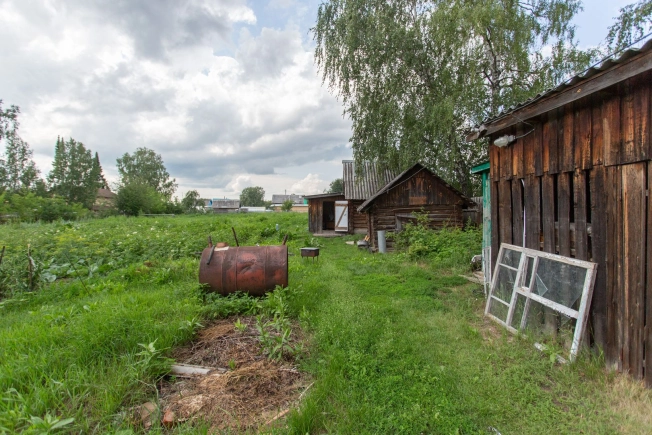 Купить дом на улице Совхозная в Тюменской области. Вариант № 1715888, 6, площадь -  квм, цена 3100000 рублей