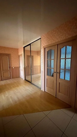 Купить четырехкомнатную квартиру в Ижевске. Вариант № 19981, 3, площадь -  квм, цена 11165000 рублей