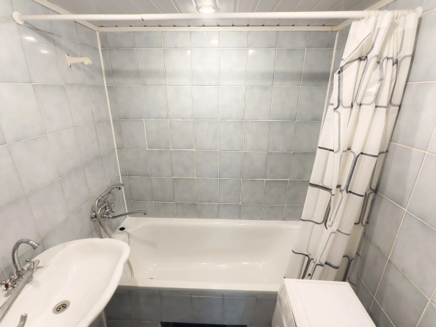 Купить трехкомнатную квартиру в Республике Марий эл. Вариант № 8002076, 13, площадь -  квм, цена 5890000 рублей