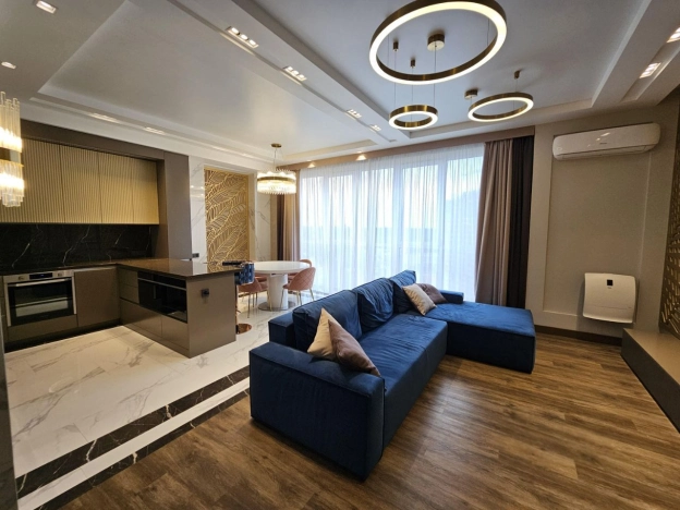 Купить четырехкомнатную квартиру в Новосибирской области. Вариант № 5795554, 0, площадь -  квм, цена 33319000 рублей