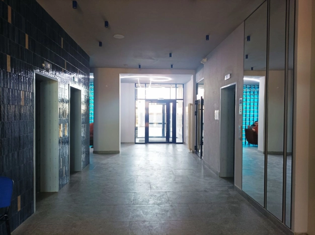 Купить однокомнатную квартиру на улице Владимира Петровского в Волгограде. Вариант № 28676, 15, площадь -  квм, цена 4200000 рублей