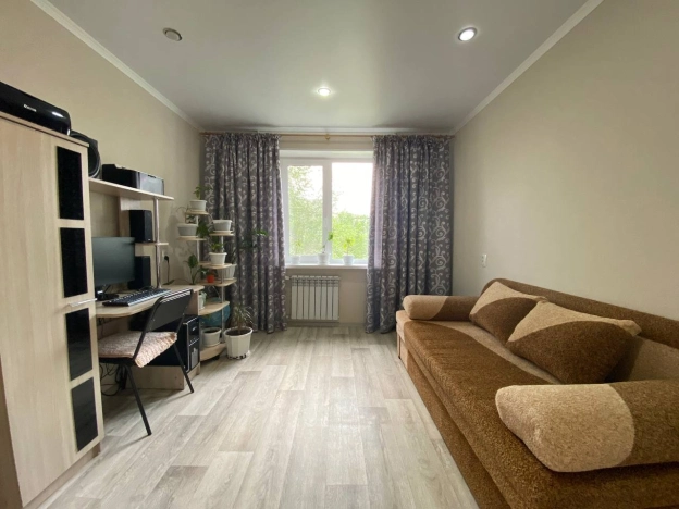 Купить двухкомнатную квартиру в Орске. Вариант № 8839927, 6, площадь - квм, цена 3300000 рублей