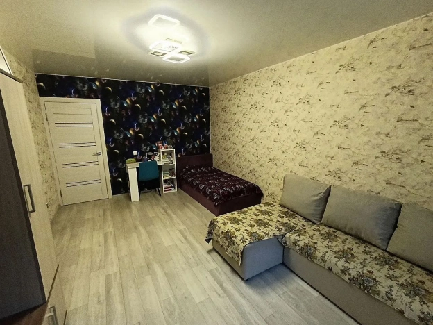 Купить квартиру в Смоленске. Вариант № 9230398, 3, площадь -  квм, цена 6690000 рублей