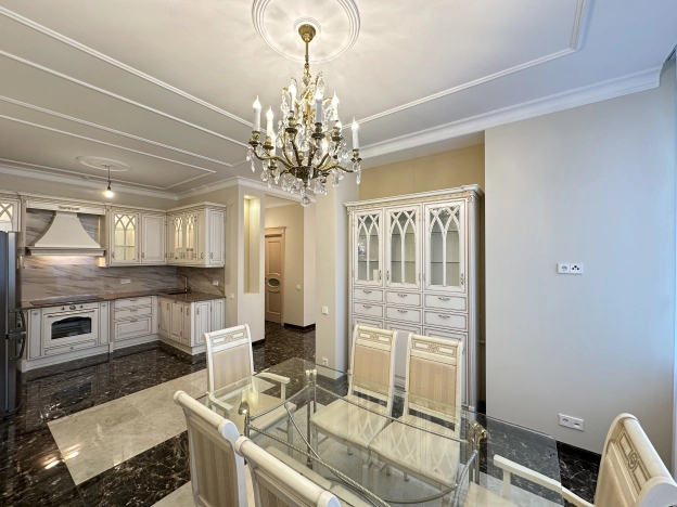 Купить квартиру на улице Шмитовский проезд в Москве. Вариант № 9452720, 0, площадь - квм, цена 65000000 рублей