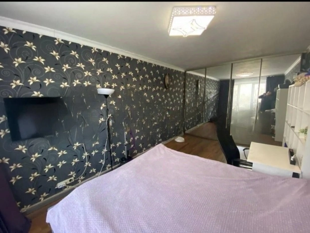 Купить квартиру в Москве. Вариант № 9319640, 8, площадь -  квм, цена 12000000 рублей