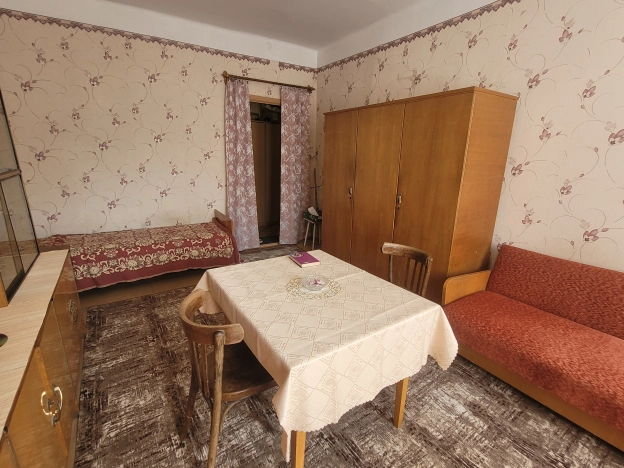 Купить комнату в Калининграде. Вариант № 11186, 3, площадь -  квм, цена 1650000 рублей