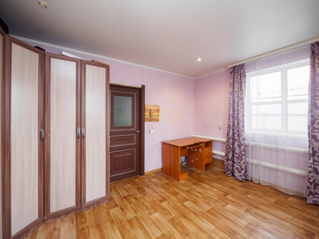 Купить дом в Омске. Вариант № 20724, 9, площадь -  квм, цена 8300000 рублей