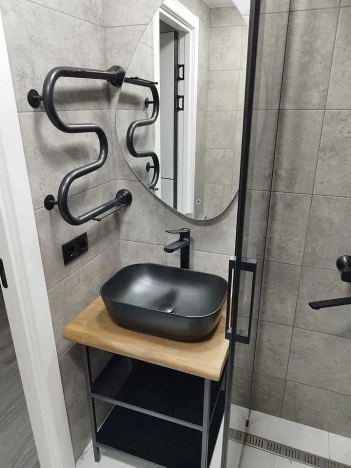 Купить трехкомнатную квартиру в Ростовской области. Вариант № 6227820, 8, площадь -  квм, цена 8349999 рублей