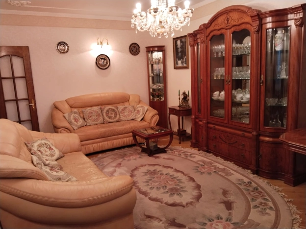 Купить квартиру в Москве. Вариант № 8937602, 0, площадь -  квм, цена 25000000 рублей