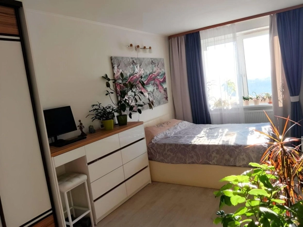 Купить однокомнатную квартиру на улице Плесецкая в Санкт-Петербурге. Вариант № 6950736, 3, площадь -  квм, цена 6200000 рублей