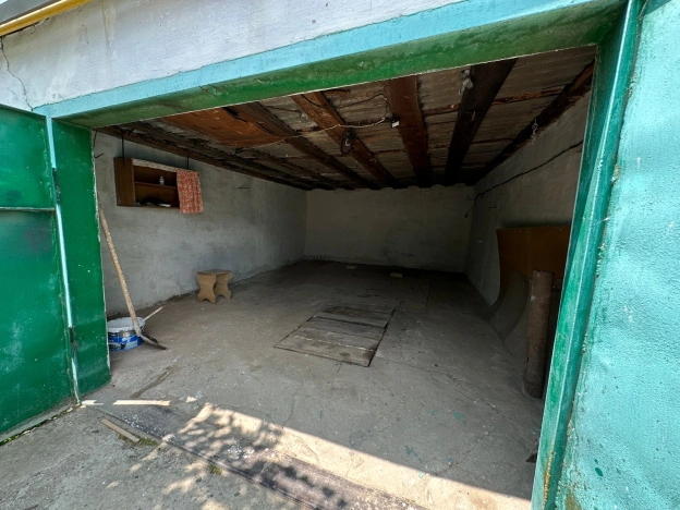 Купить трехкомнатную квартиру на вторичке в Микрорайоне 8-й, Элиста в Элисте. Вариант № 49231, 19, площадь -  квм, цена 5750000 рублей