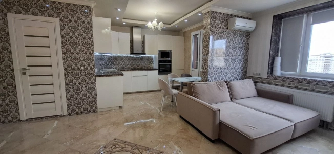 Купить квартиру у метро Коммунарка в Москве. Вариант № 2191019, 8, площадь - квм, цена 15800000 рублей