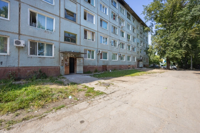 Купить комнату в Амурской области. Вариант № 3809087, 9, площадь -  квм, цена 2200000 рублей