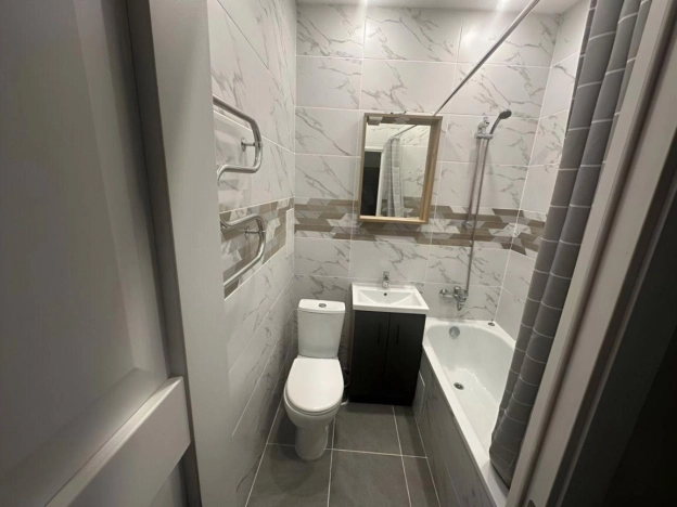 Купить квартиру в Москве. Вариант № 8542894, 5, площадь -  квм, цена 19800000 рублей