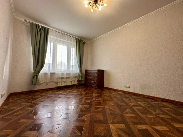 Купить трехкомнатную квартиру на улице Ленинский проспект в Москве. Вариант № 9449811, 21, площадь -  квм, цена 10500000 рублей