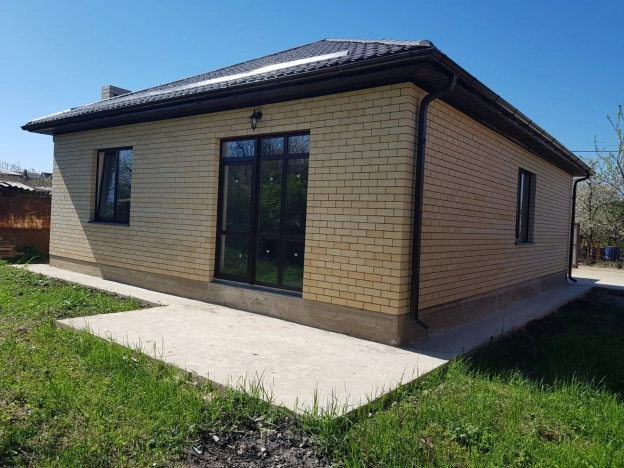 Купить дом на улице Садовая в Краснодаре. Вариант № 7340, 1, площадь -  квм, цена 7450000 рублей