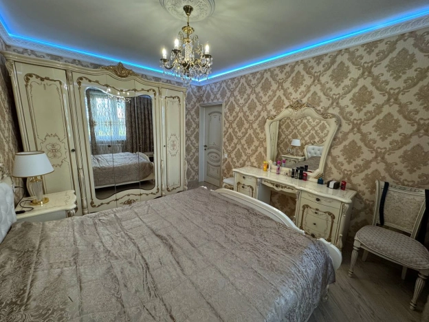 Купить квартиру в Москве. Вариант № 2394316, 9, площадь -  квм, цена 30500000.0000 рублей
