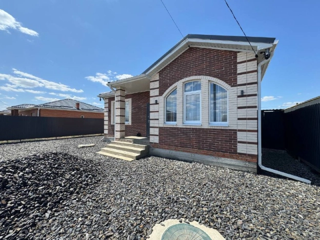 Купить дом в районе Пролетарский в Ростове-на-Дону. Вариант № 56048, 19, площадь -  квм, цена 10300000 рублей