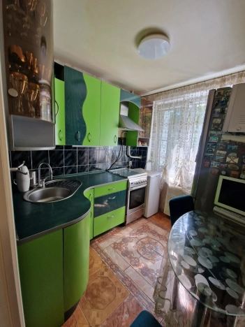 Купить квартиру в Москве. Вариант № 9835802, 6, площадь -  квм, цена 10200000 рублей