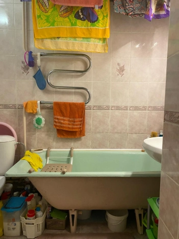 Купить трехкомнатную квартиру в Новосибирской области. Вариант № 9935229, 15, площадь -  квм, цена 4500000 рублей