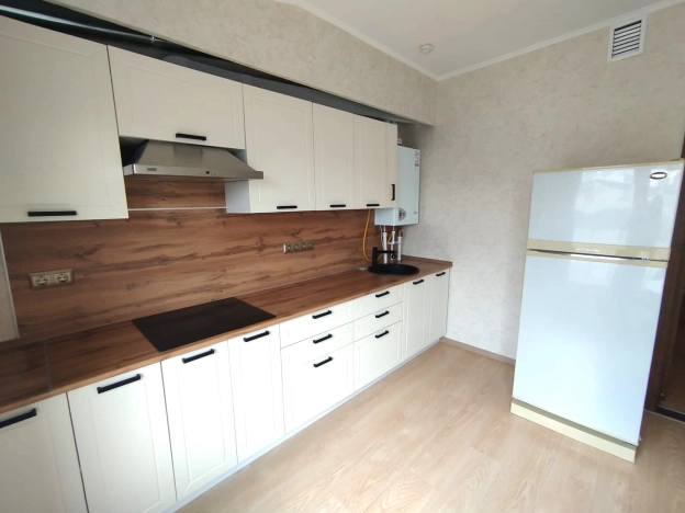 Купить трехкомнатную квартиру на улице Новороссийское шоссе в Краснодарском крае. Вариант № 8114806, 0, площадь -  квм, цена 16900000 рублей