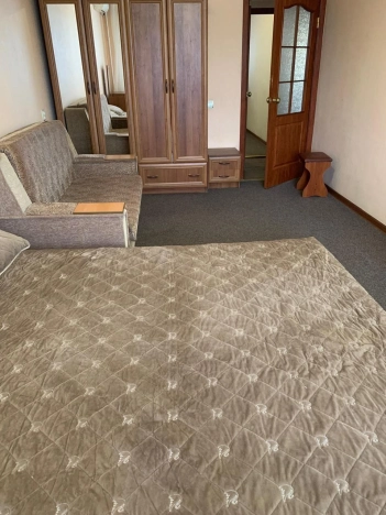 Снять квартиру в Керчи. Вариант № 9143623, 3, площадь -  квм, цена 35000 рублей