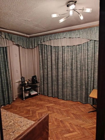 Купить однокомнатную квартиру на улице Кедрова в Москве. Вариант № 5841473, 3, площадь -  квм, цена 5500000 рублей