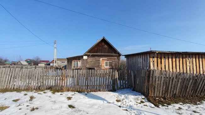 Купить дом в Приморском крае. Вариант № 10056251, 3, площадь -  квм, цена 1100000 рублей