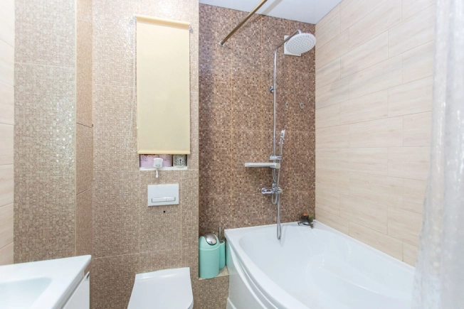 Купить квартиру в Тобольске. Вариант № 8028699, 8, площадь -  квм, цена 5450000 рублей