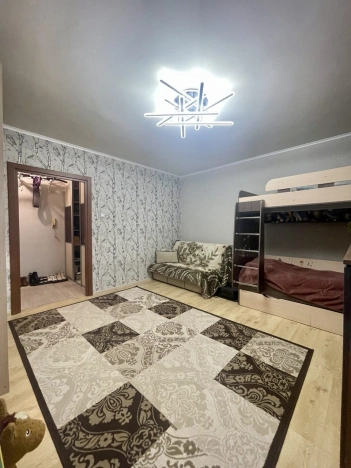 Купить однокомнатную квартиру на улице Шелепихинская набережная в Москве. Вариант № 9949289, 11, площадь -  квм, цена 7100000 рублей