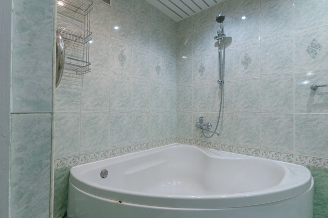 Купить квартиру в Вологодской области. Вариант № 8790858, 8, площадь -  квм, цена 12000000 рублей