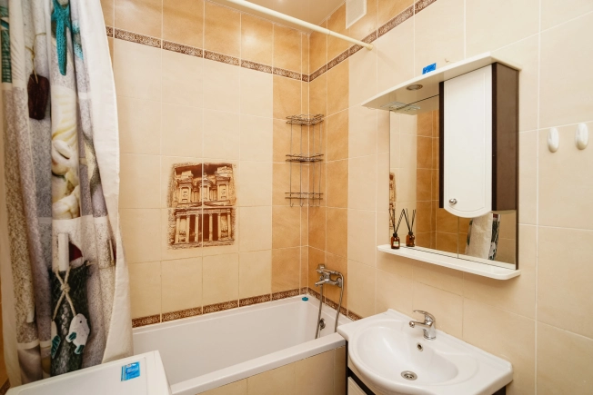 Купить трехкомнатную квартиру в Омске. Вариант № 3280433, 11, площадь -  квм, цена 8200000 рублей