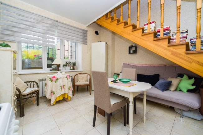 Купить однокомнатную квартиру на улице Луговая в Рязанской области. Вариант № 2630738, 7, площадь -  квм, цена 5300000 рублей