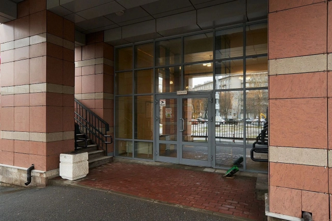 Купить однокомнатную квартиру в районе Московский в Санкт-Петербурге. Вариант № 46851, 24, площадь -  квм, цена 14990000 рублей