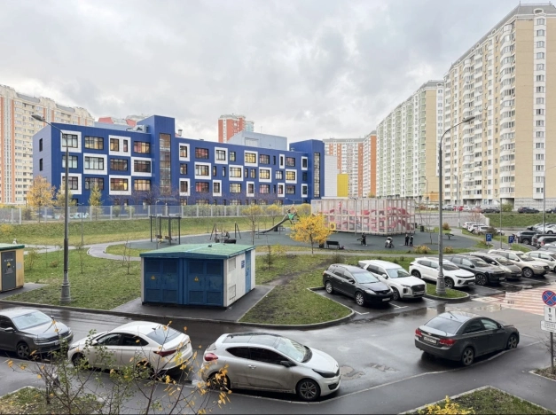 Купить квартиру в Москве. Вариант № 8599674, 27, площадь -  квм, цена 26000000 рублей