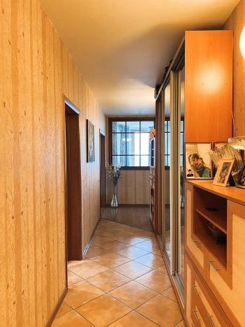 Купить трехкомнатную квартиру в ЮЗАО в Москве. Вариант № 24229, 23, площадь -  квм, цена 33000000 рублей