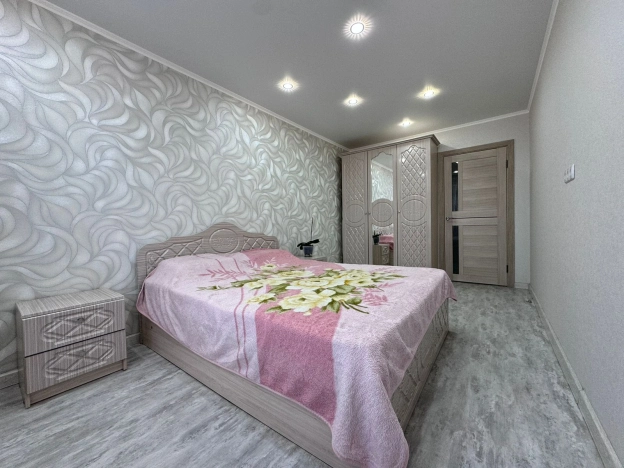 Купить двухкомнатную квартиру в Балакове. Вариант № 9805, 6, площадь -  квм, цена 4900000 рублей