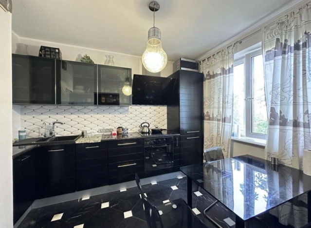 Купить квартиру в Москве. Вариант № 7584350, 0, площадь -  квм, цена 25000000 рублей