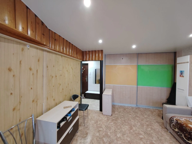 Купить квартиру в Искитиме. Вариант № 7190050, 9, площадь -  квм, цена 2200000 рублей