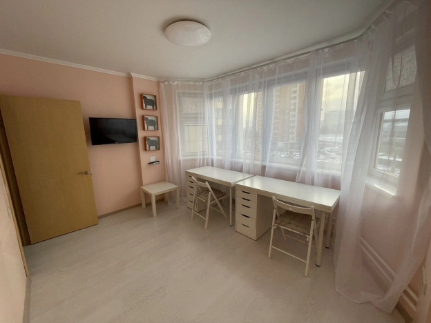 Купить трехкомнатную квартиру у метро Коммунарка в Москве. Вариант № 9907306, 0, площадь -  квм, цена 20000000 рублей