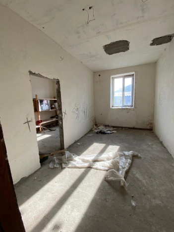 Купить коммерческую недвижимость свободного назначения в Каргате. Вариант № 2003627, 24, площадь -  квм, цена 6100000 рублей